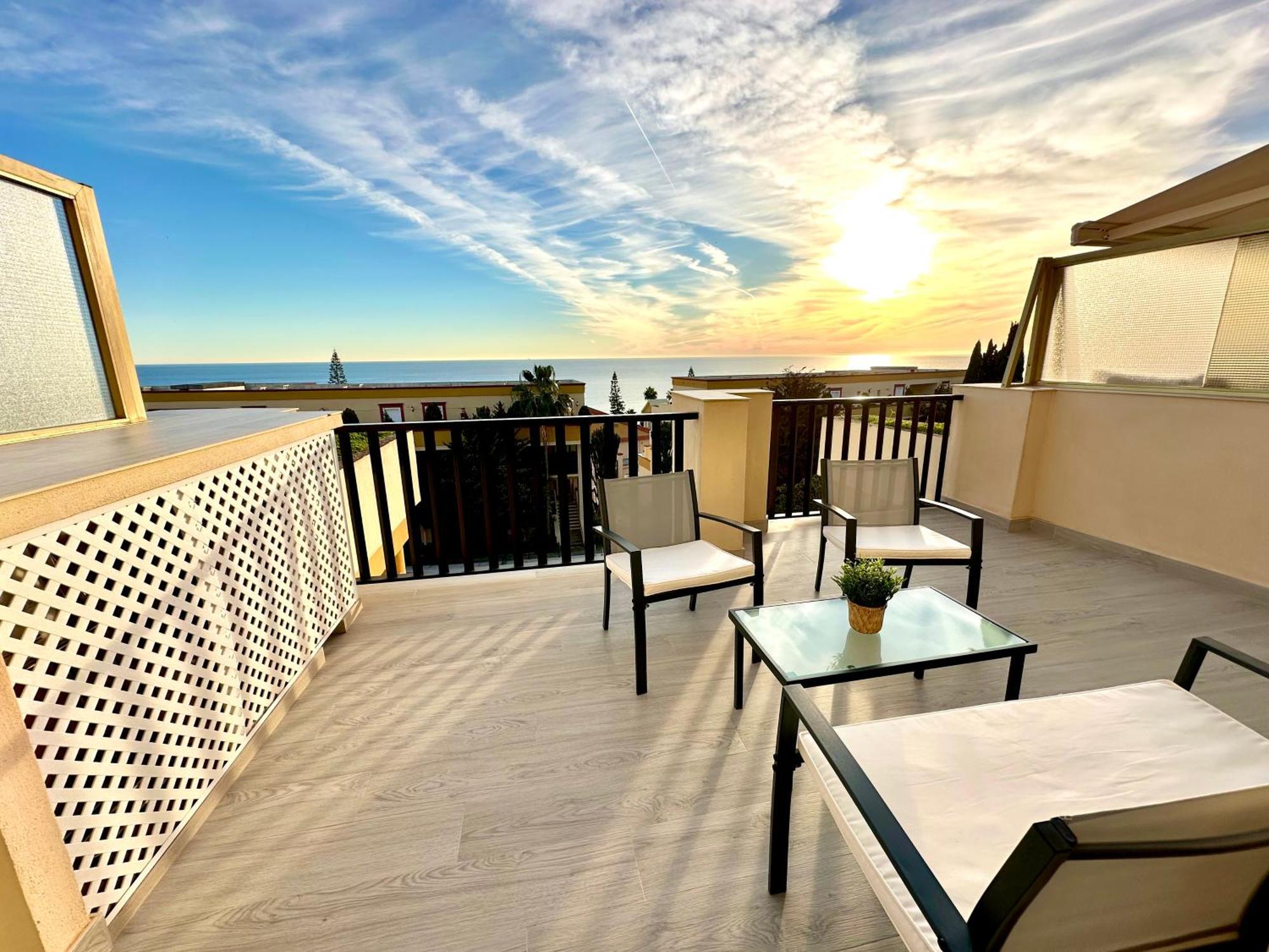 Atico Vibora Apartment *